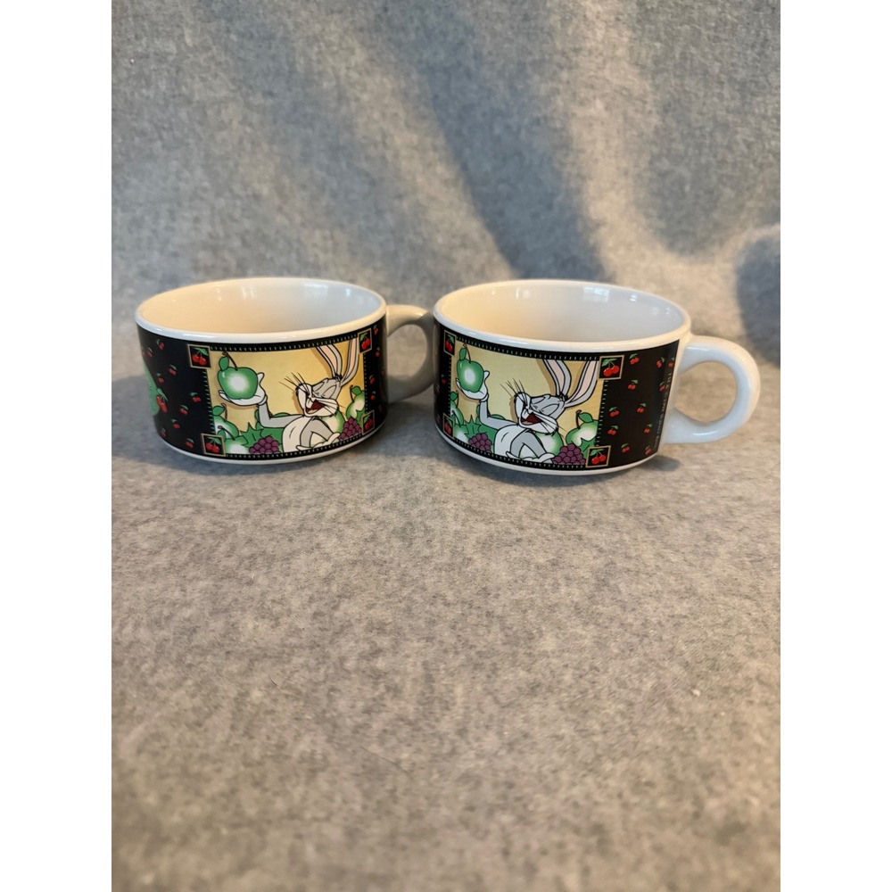 Vintage Looney Tunes Soup Mugs Set of 2 Bugs Bunny Sylvester Tweety Pizza 1990s